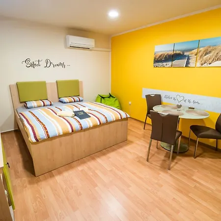 Appartamento Elegant And Stylish Retreat With Terrace - With Terrace Brežice