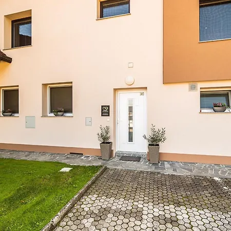 Elegant And Stylish Retreat With Terrace - With Terrace * Brežice