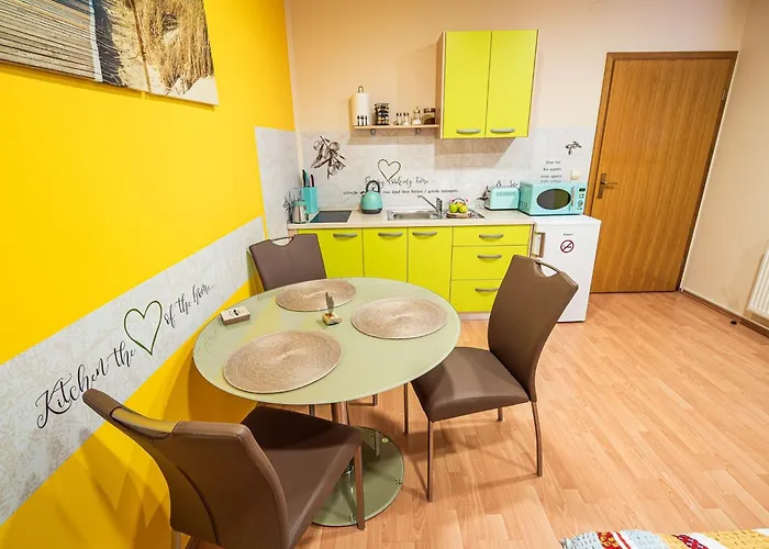 Elegant And Stylish Retreat With Terrace - With Terrace Apartament Brežice