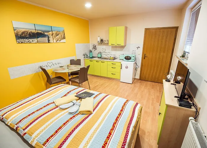 Appartement Elegant And Stylish Retreat With Terrace - With Terrace